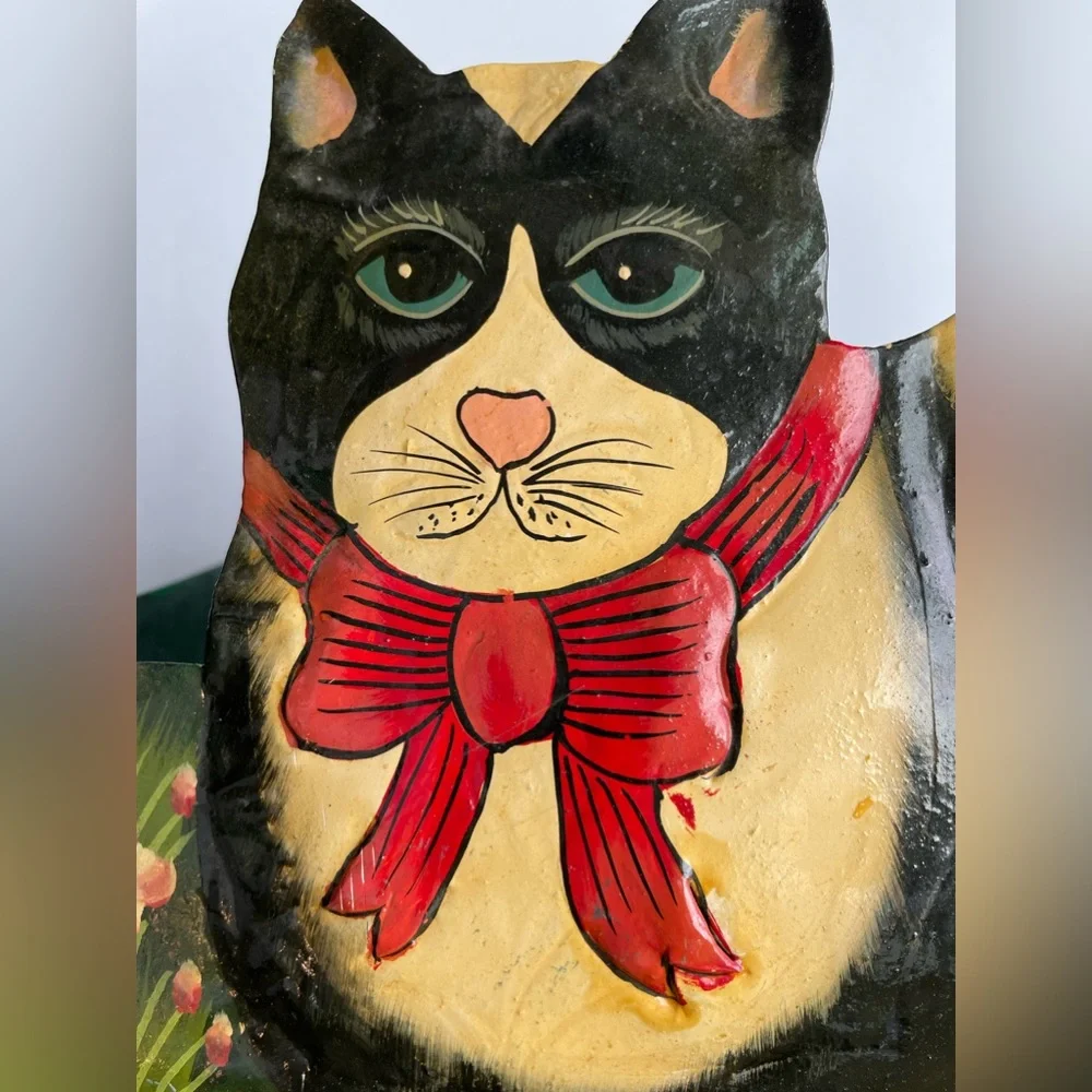 Vintage metal cat flower box. - Picture 2 of 5